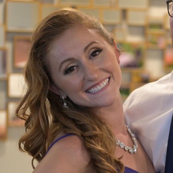 Meet your Posher, Stephanie - Picture 1 of 1